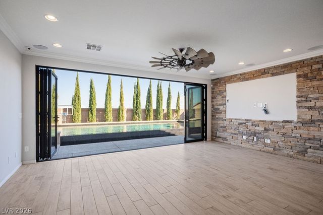 5888 Temple Ridge Court, Las Vegas, NV 89149