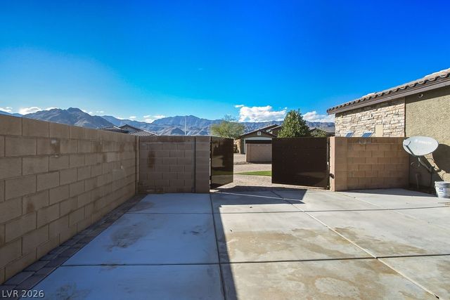 5888 Temple Ridge Court, Las Vegas, NV 89149