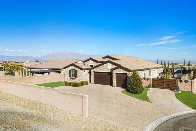 5888 Temple Ridge Court, Las Vegas, NV 89149
