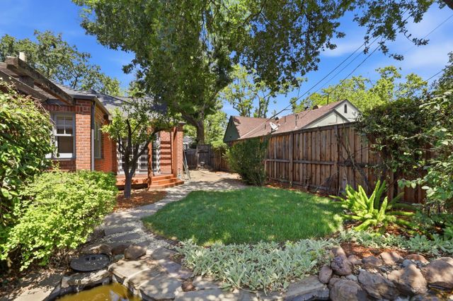 2700 Castro Way, Sacramento, CA 95818