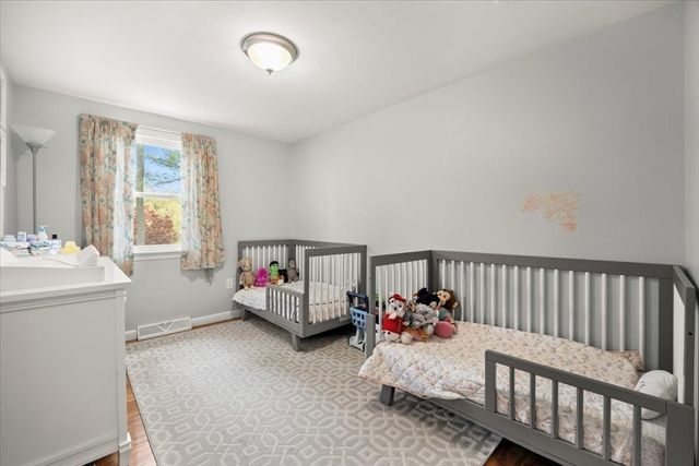 17 E Boundary Rd, Pembroke, MA 02359