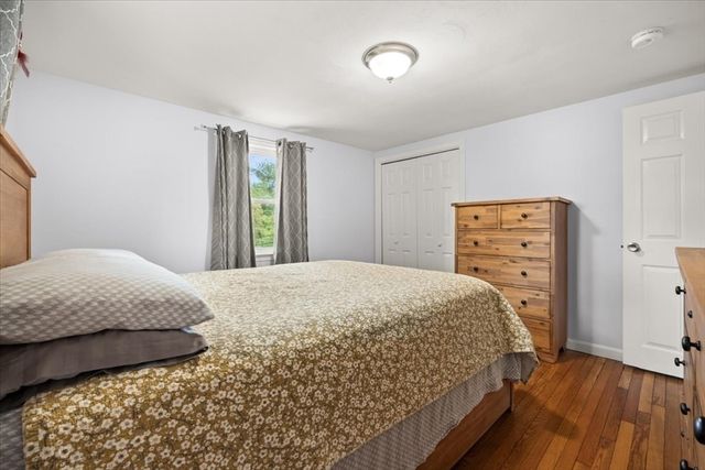 17 E Boundary Rd, Pembroke, MA 02359