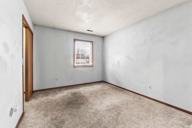 1204 Normandale Drive, Fort Wayne, IN 46808