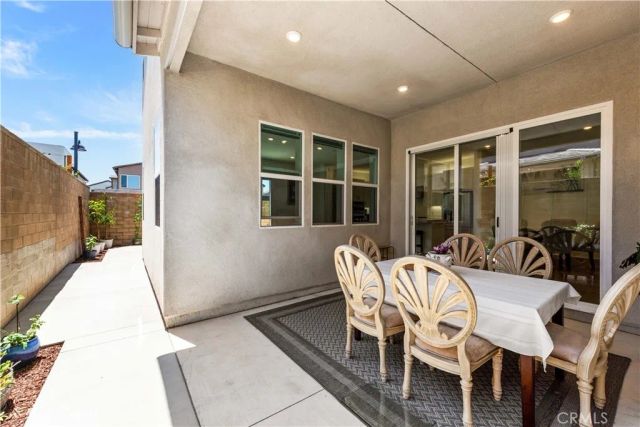 405 Clipper, Irvine, CA 92618