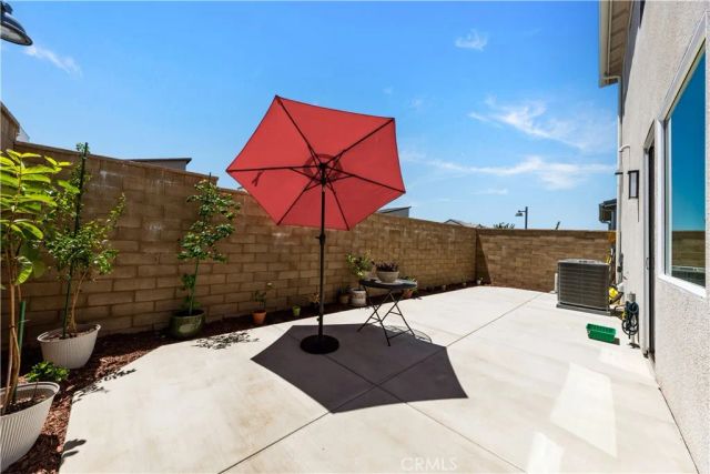 405 Clipper, Irvine, CA 92618