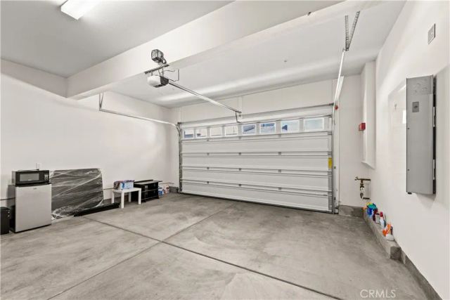 405 Clipper, Irvine, CA 92618