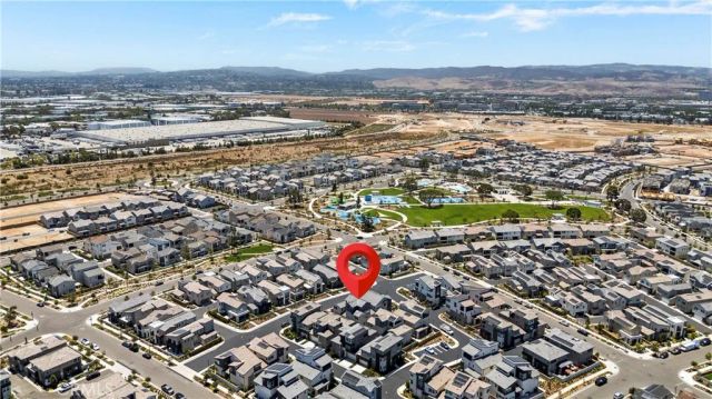 405 Clipper, Irvine, CA 92618