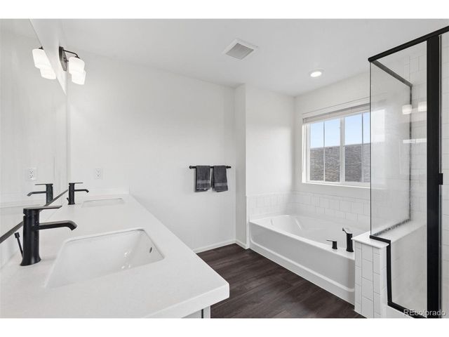 15384 Krameria Ct, Thornton, CO 80602
