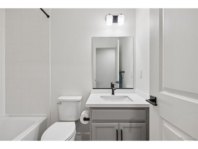 15384 Krameria Ct, Thornton, CO 80602