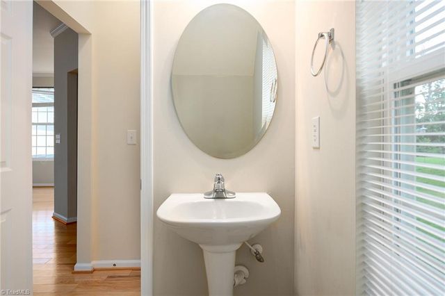 2674 Hartfield Commons Lane, Winston-salem, NC 27103