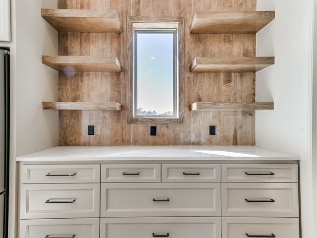 2333 Amante Court, Edmond, OK 73034