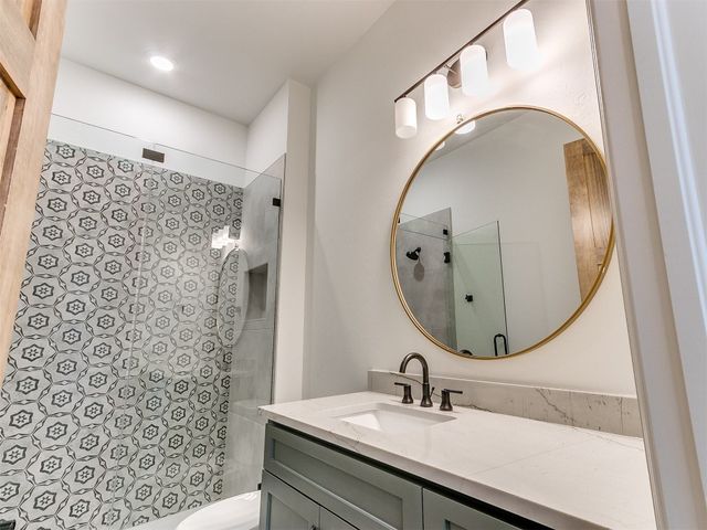 2333 Amante Court, Edmond, OK 73034