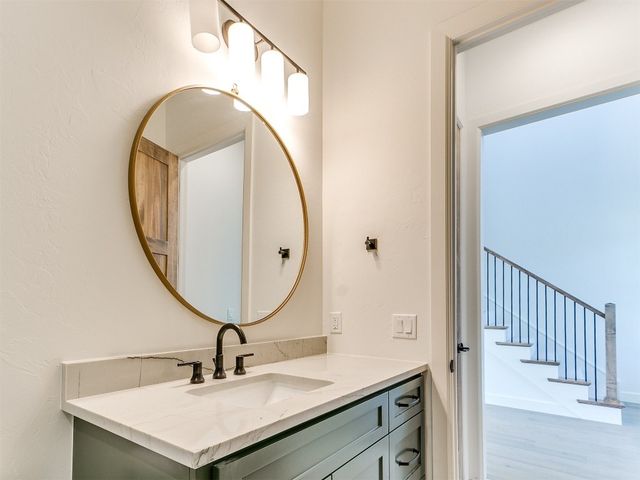 2333 Amante Court, Edmond, OK 73034
