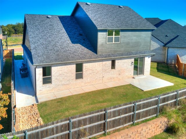 2333 Amante Court, Edmond, OK 73034