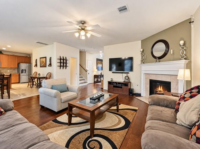 127 Hawkhurst, The Woodlands, TX 77354