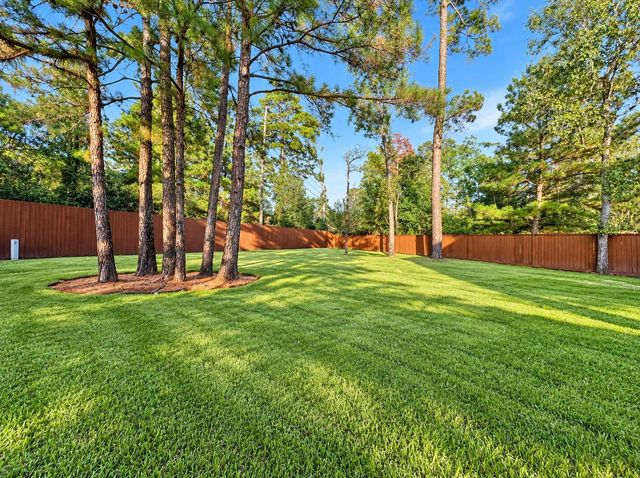 127 Hawkhurst, The Woodlands, TX 77354