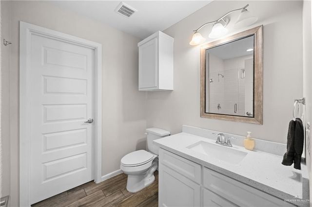 621 W Stevenson Avenue, Alton, TX 78573