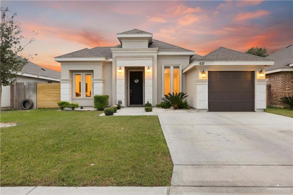 621 W Stevenson Avenue, Alton, TX 78573