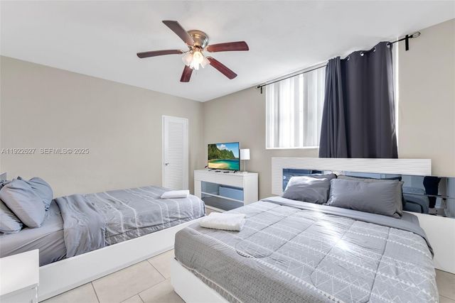 3801 S Ocean Dr 7V, Hollywood, FL 33019