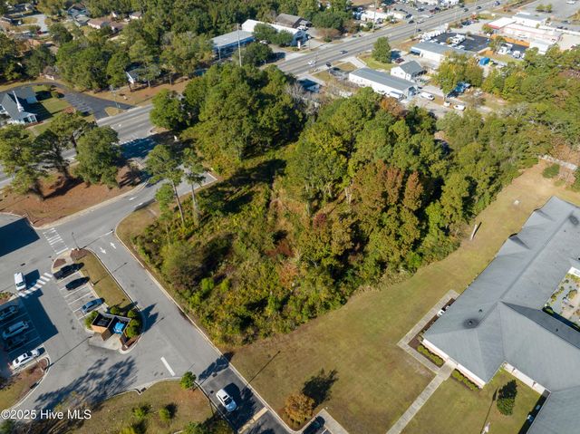 3735 Carolina Beach Road, Wilmington, NC 28412