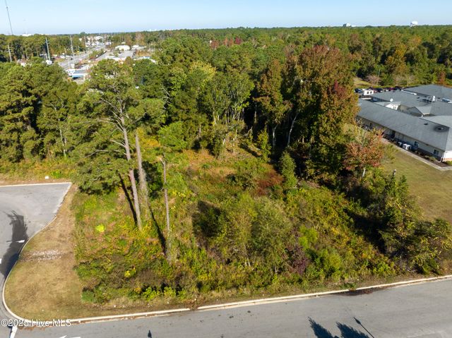 3735 Carolina Beach Road, Wilmington, NC 28412