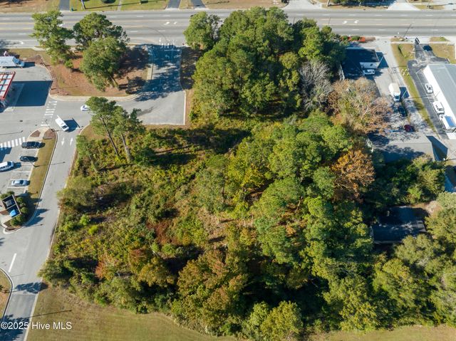 3735 Carolina Beach Road, Wilmington, NC 28412
