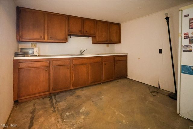 1126 18th Street NE, Canton, OH 44705