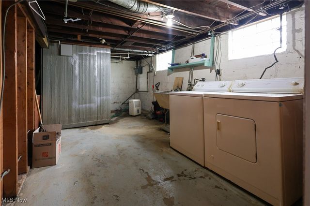 1126 18th Street NE, Canton, OH 44705