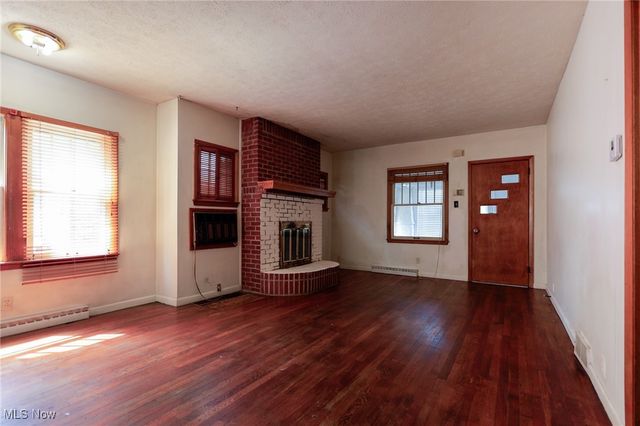 1126 18th Street NE, Canton, OH 44705