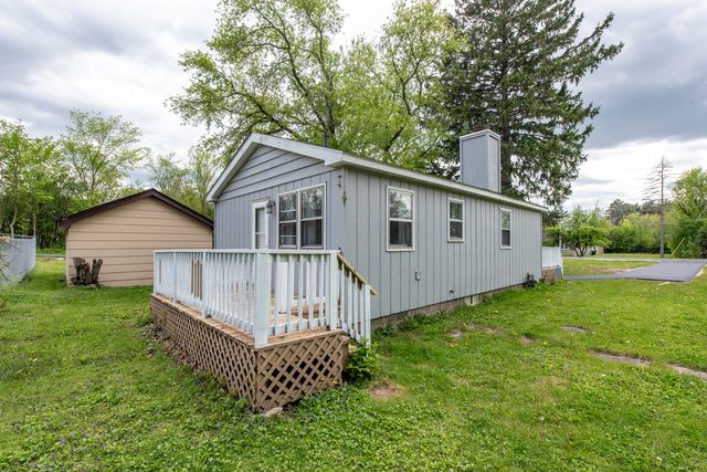 40525 N Marcus Street, Antioch, IL 60002