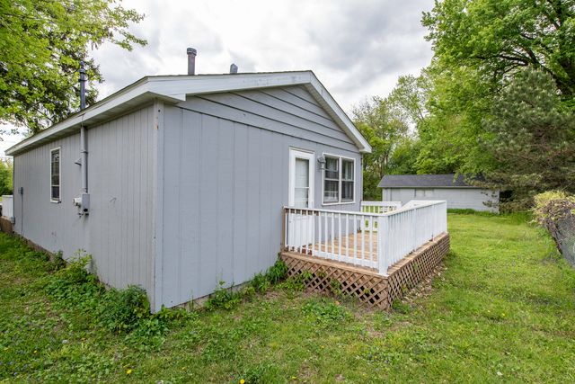 40525 N Marcus Street, Antioch, IL 60002