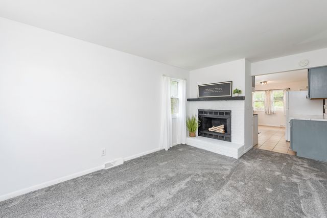 40525 N Marcus Street, Antioch, IL 60002