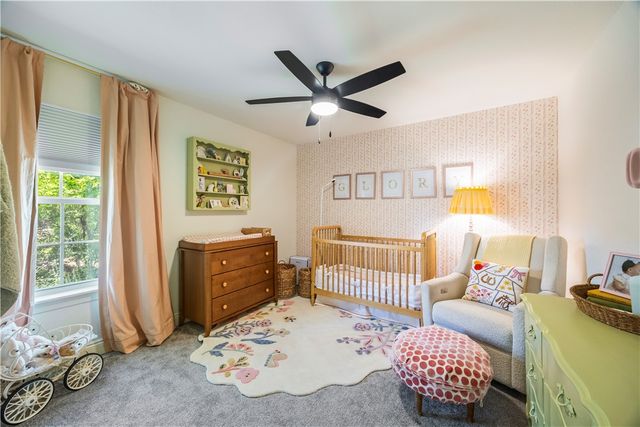 186 N Hawkstone Drive, Fayetteville, AR 72704
