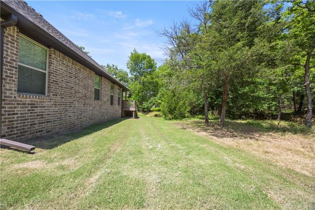186 N Hawkstone Drive, Fayetteville, AR 72704