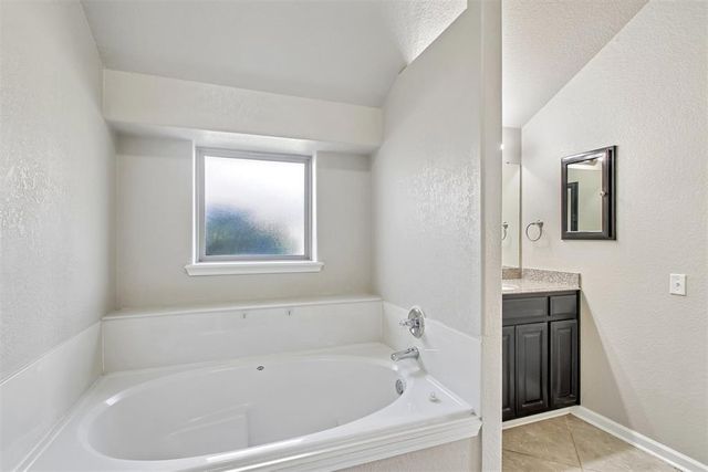 316 SE 33rd Street, Moore, OK 73160
