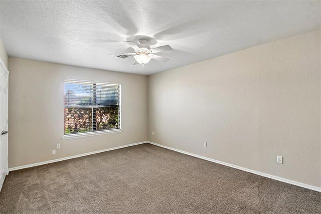 316 SE 33rd Street, Moore, OK 73160