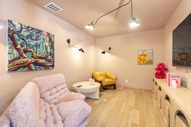 1465 N Lake Way, Palm Beach, FL 33480