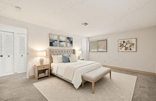 221 Oak St 4-15, Brockton, MA 02301