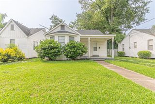 2332 ALBERT Street, Alexandria, LA 71301