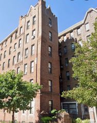 36-20 168 street street 3I, Flushing, NY 11358