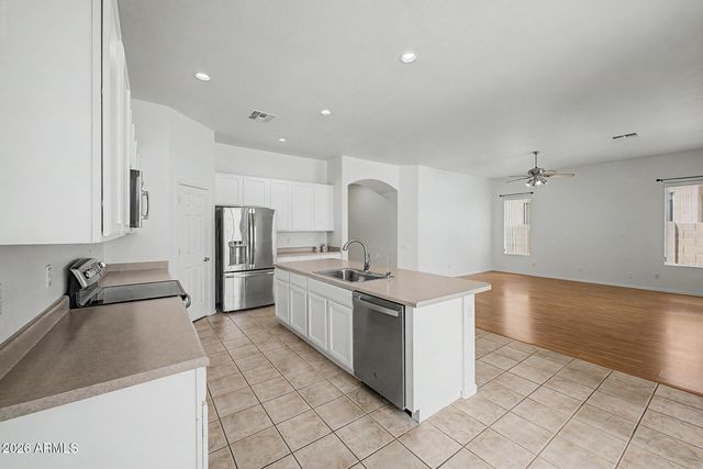 8177 S BULL DOG Court, Gold Canyon, AZ 85118