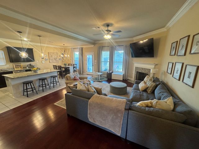 182 Gulfstream Lane, Shreveport, LA 71106