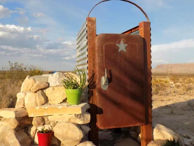 51256 Hwy 118, Terlingua, TX 79852