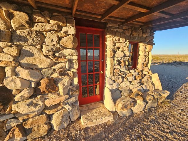 51256 Hwy 118, Terlingua, TX 79852