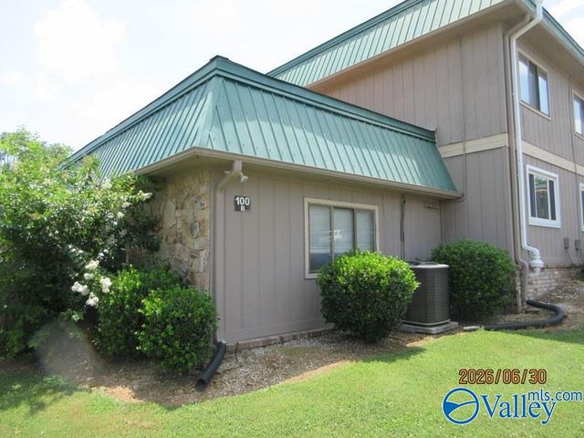 2225 Golf Road SW 113, Huntsville, AL 35802