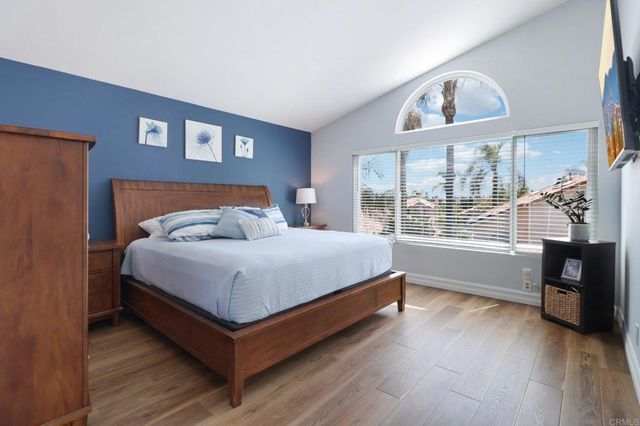 1789 Pinnacle Ct, Vista, CA 92081