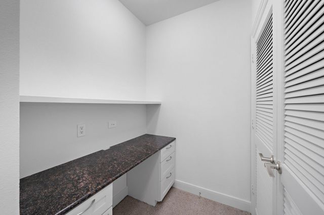 3333 Allen Parkway 801, Houston, TX 77019