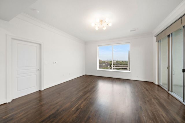 3333 Allen Parkway 801, Houston, TX 77019