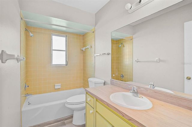 1009 75TH STREET PARKWAY W, Bradenton, FL 34209