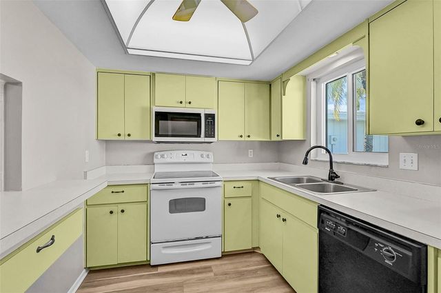 1009 75TH STREET PARKWAY W, Bradenton, FL 34209